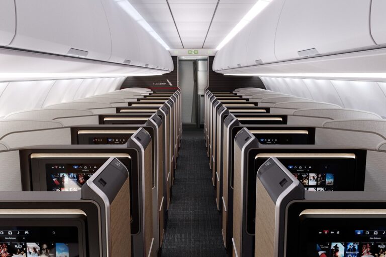 American Airlines revela nuevas suites premium con puertas de privacidad