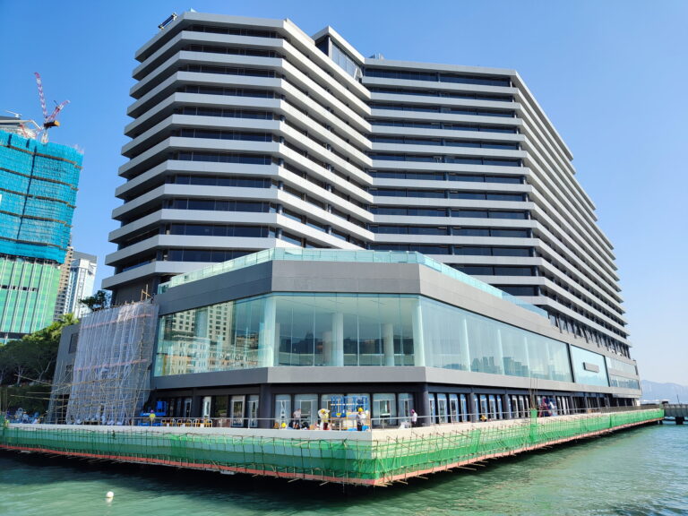 Primeras ímagenes del Regent Hong Kong, el modernizado hotel del diseñador Chi Wing Lo